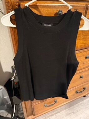 Cable & Gauge Black Ribbed Knit Tank